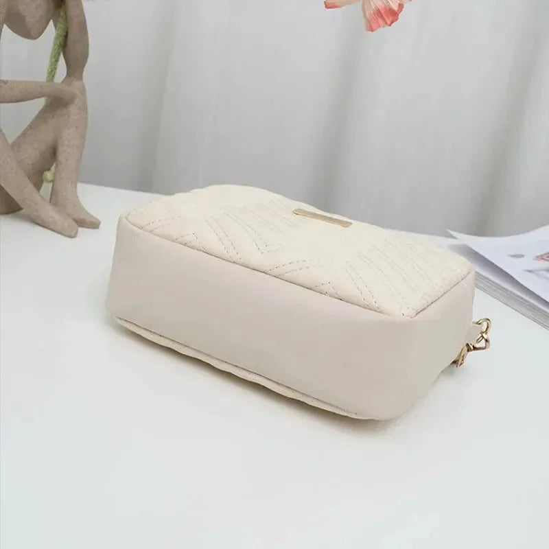 Embroidered PU Camera Bag, Small Square Shoulder Bag, Casual and Versatile