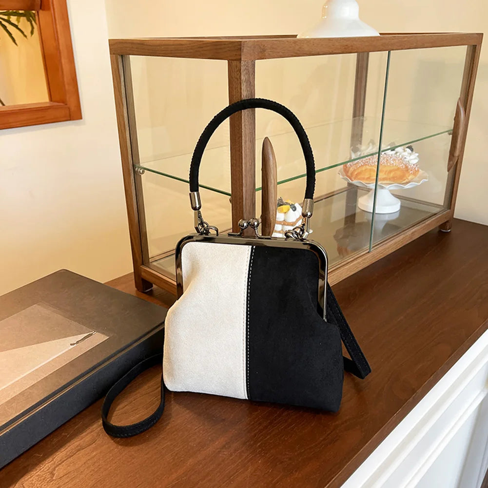 Women Fashionable Shoulder Bag Large Capacity Retro Flannel Handbag Leisure Clamp Handbag Travel Shopping Work Shoulder Bag